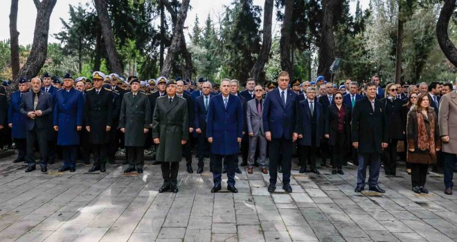 Kadifekale Şehitliği'nde duygulandıran tören