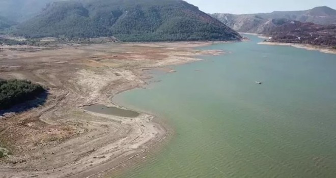 Barajlar sevindiriyor...