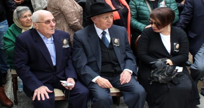 Sezen Aksu'nun baba acısı