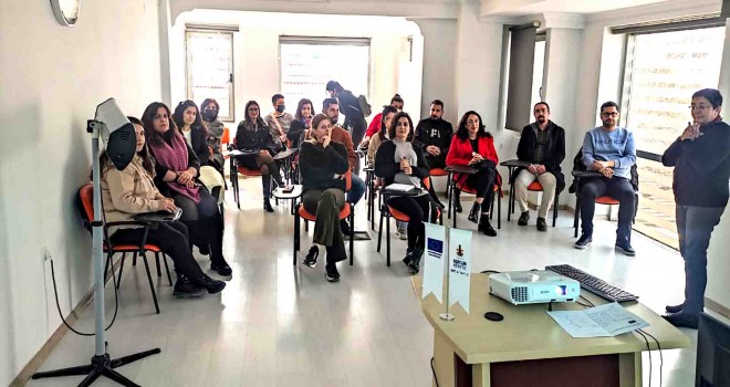 Çiğli’de ''Toplumsal Cinsiyet Eşitliği'' eğitimleri tamamlandı