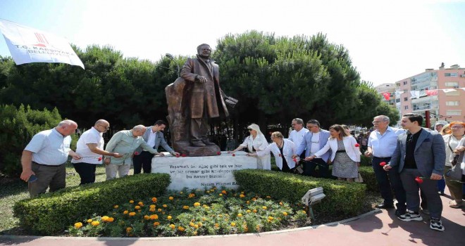 Nazım Hikmet, Karşıyaka’da şiirleriyle anıldı