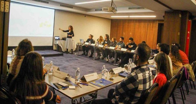 Büyükşehir Dayanışma Noktaları’nı uluslararası ortak akılla geliştiriyor