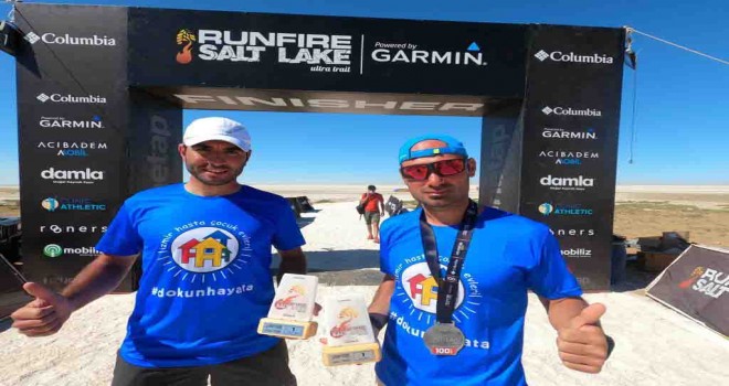 Hasta çocuklar için koştular