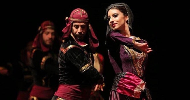 Karşıyaka Halk Eğitim Merkezi Kafkas Dans Ekibi iddialı