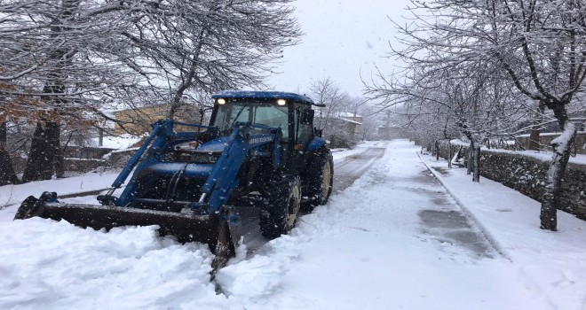 Bozdağlar’dan Aydın Dağları’na kar mücadelesi