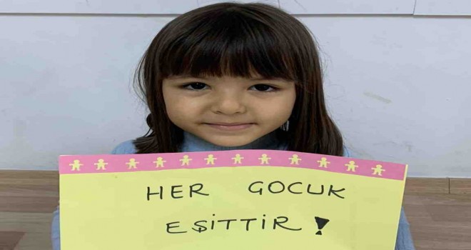 Çiğlili çocuklar hakları için buluştu