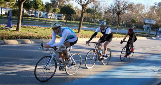 Duatlon İzmir Türkiye Şampiyonası başladı