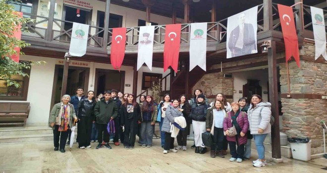 ''Kitaplarla Yolculuk'' yeni ufuklar açıyor