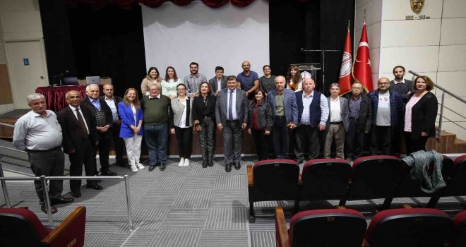 Karşıyaka'da Muhtarlık İşleri Müdürlüğü binlerce talebe yanıt verdi