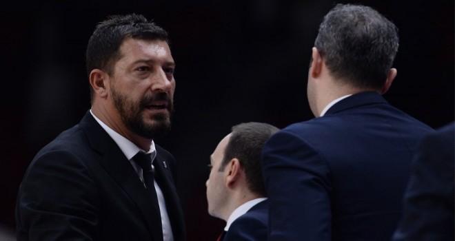 Sarıca: Bomboş bir salonda oynamanın bir anlamı, bir zevki yok