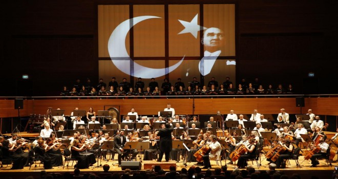 Konak’ta 1919 ruhu canlandı