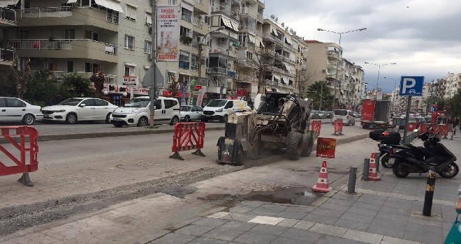 Şehitler Bulvarı'nda elektrikler yer altına alınıyor