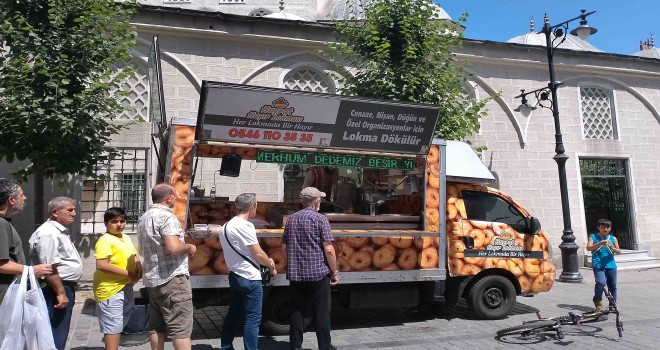 İstanbul’da Hayır Lokması Geleneği Canlılığını Koruyor