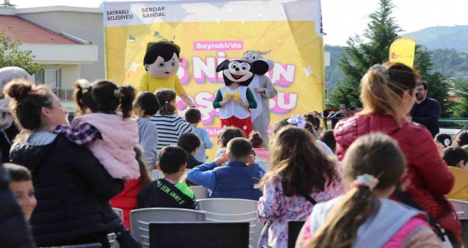 Bayraklı’da 23 Nisan şenlikleri başladı