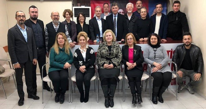 CHP Başkan Adayı Tugay, CHP İlçe Yönetimini ziyaret etti