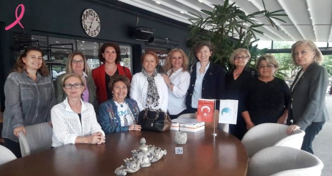 Mavişehir Kadın Platformu Derneği'nden meme kanserine farkındalık