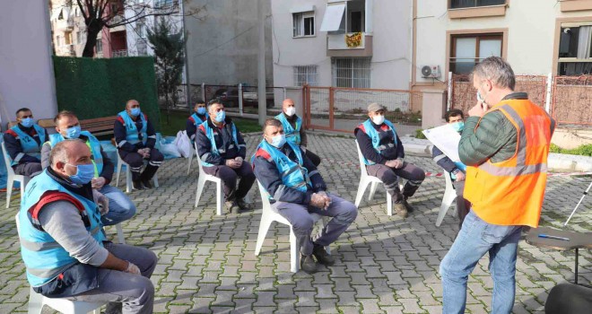 Bayraklı Belediyesi'nde çalışanlara mesleki yeterlilik sınavı