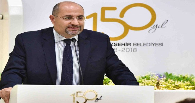 İzmir'de tüm kazı gerektiren altyapı çalışmaları durduruldu