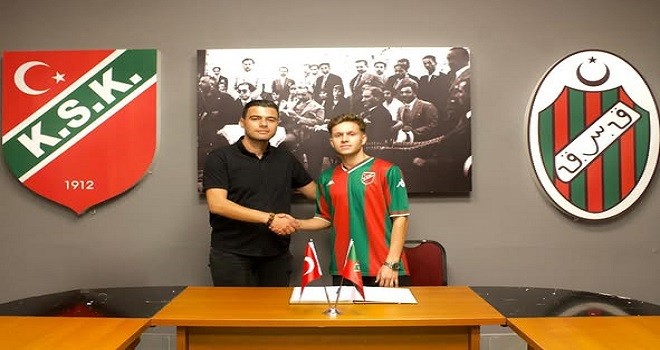 Somaspor'lu Mücahit de Karşıyaka'da...