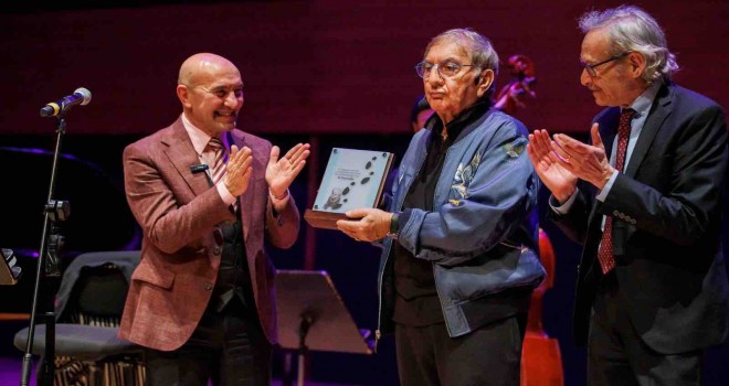 Mizahın ustaları ödüllerini aldı