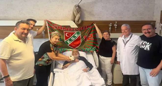 Ateş Özerk ameliyat oldu