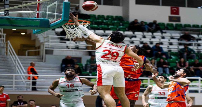 Bornova Belediyesi Karşıyaka Çağdaş Bodrumspor’a teslim oldu