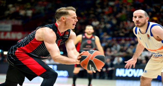 Pınar Karşıyaka Roll'u istiyor