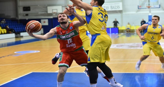 Pınar Karşıyaka Letonya'da kaybetti...