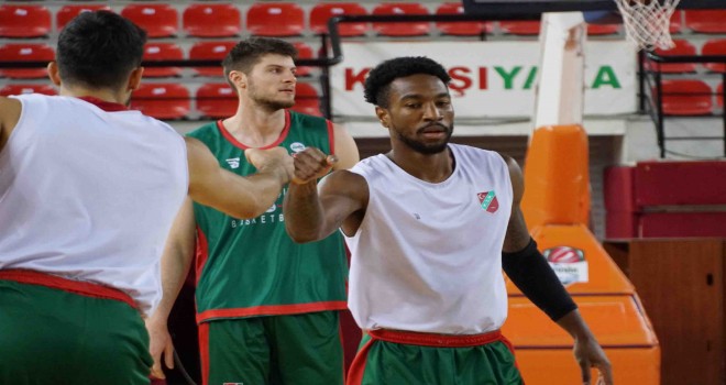 Pınar Karşıyaka sezonu Fethiye ile açıyor