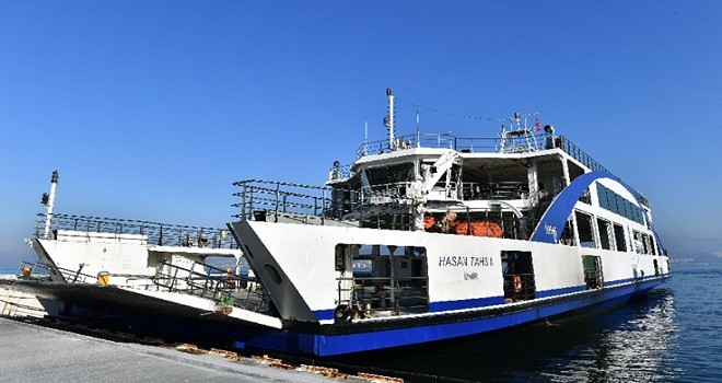 İzmir'de feribot biletlerine zam geldi...