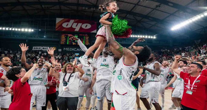 Karşıyaka'nın eski yöneticilerinden şampiyonluk için prim