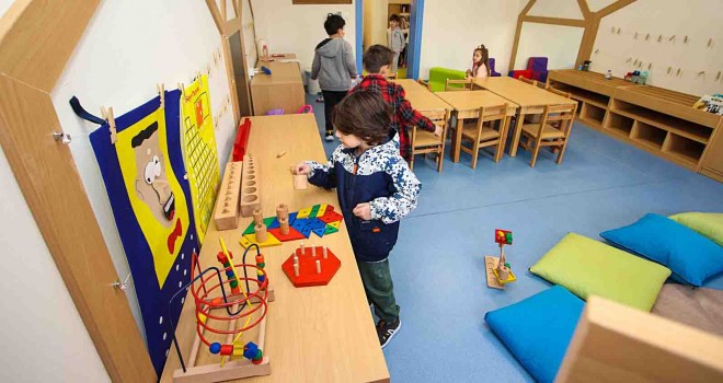 İzmir’in en büyük anaokulu eğitime başladı