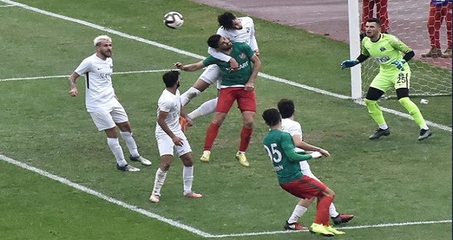 Karşıyaka 5 bin taraftarına rağmen...