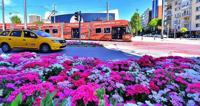 İzmir’de yıl boyunca bahar havası