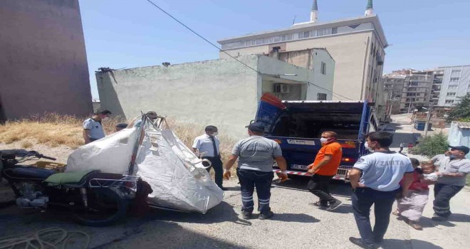 Karabağlar’da görüntü kirliliği ve hurdayla mücadele sürüyor