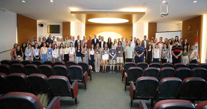 Karşıyaka’da geleceği gençler tasarlıyor