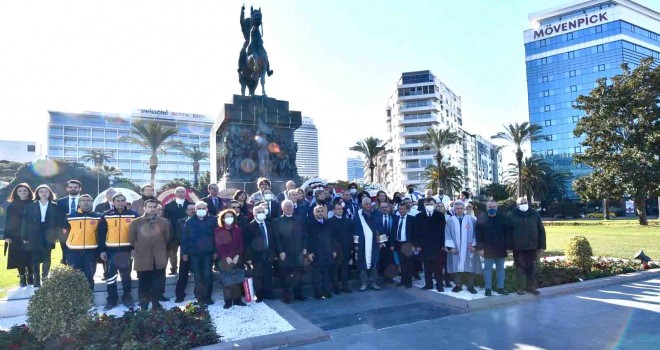 İzmir'de Tıp Bayramı kutlandı