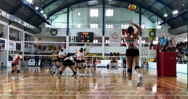 Karşıyaka, Edremit'te mağlup