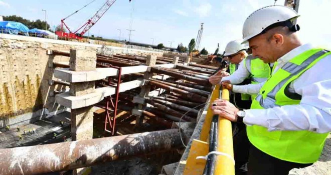 Küresel salgına rağmen İzmir'de yatırıma devam
