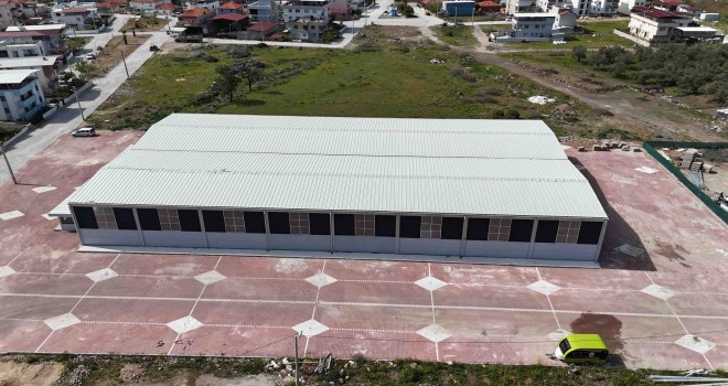 Menemen’e bir kapalı pazar yeri daha