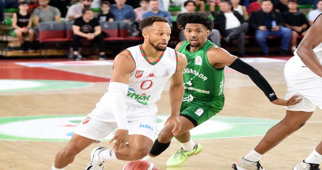 Pınar Karşıyaka'dan Bursaspor'a farklı tarife