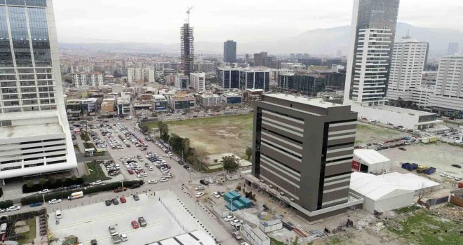 Türkiye'nin en büyük tam otomatik otoparkı açılıyor