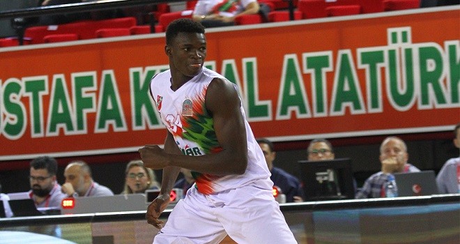 Pınar Karşıyakalı Adem Bona ameliyat oldu