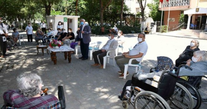 Karabağlar'da çifte kutlama