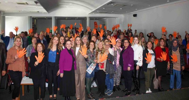 Karşıyaka’dan ''Kadına Şiddete Hayır'' çağrısı