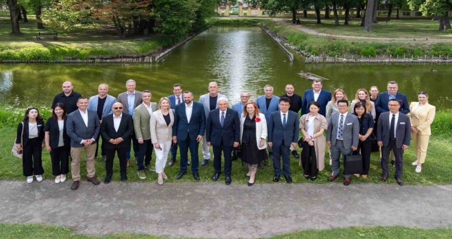 Bornova’dan Avrupa’ya yerel iş birliği köprüsü