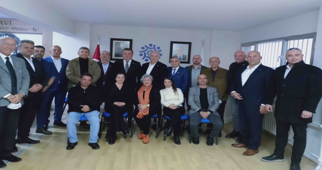 Memleket Partisi Genel Başkanı İnce İzmir'e geliyor