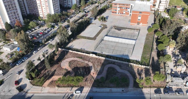 Mavişehir ve Gaziemir'de binlerce ağaç ve çalı toprakla buluştu