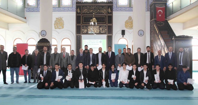 Kur'an-ı Kerim'i güzel okumak için yarıştılar