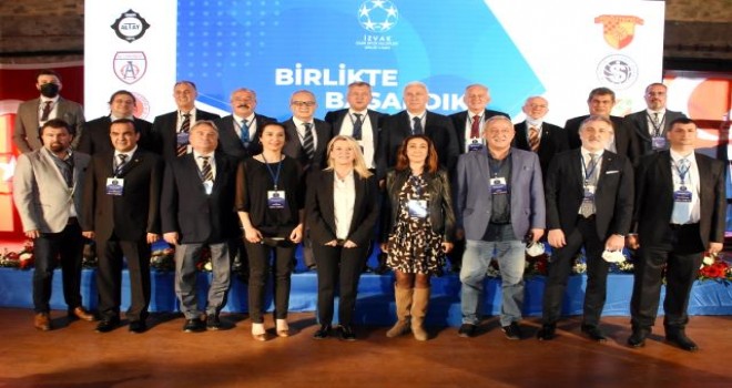 İZVAK'ta Ali Erten yeniden başkan